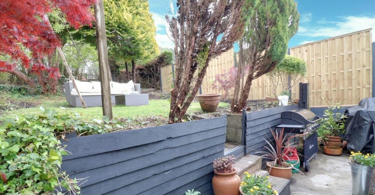 Cosy, Dog Friendly House On The Fringe Of The Brecon Beacons Villa Tredegar Dış mekan fotoğraf