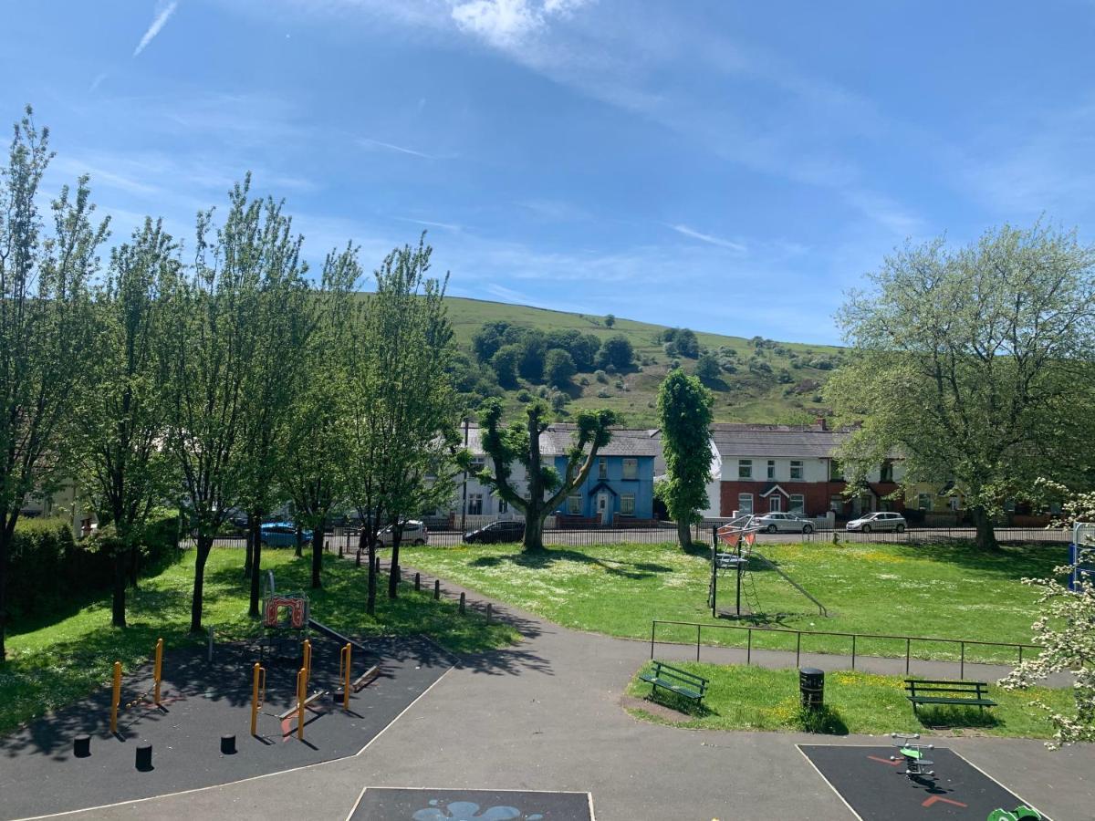 Cosy, Dog Friendly House On The Fringe Of The Brecon Beacons Villa Tredegar Dış mekan fotoğraf